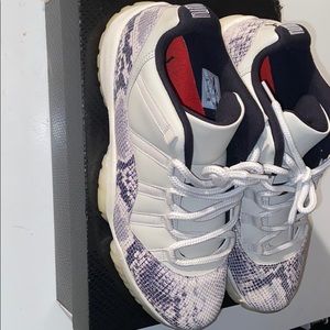Jordon Retro 11 Lows “Snakeskin”